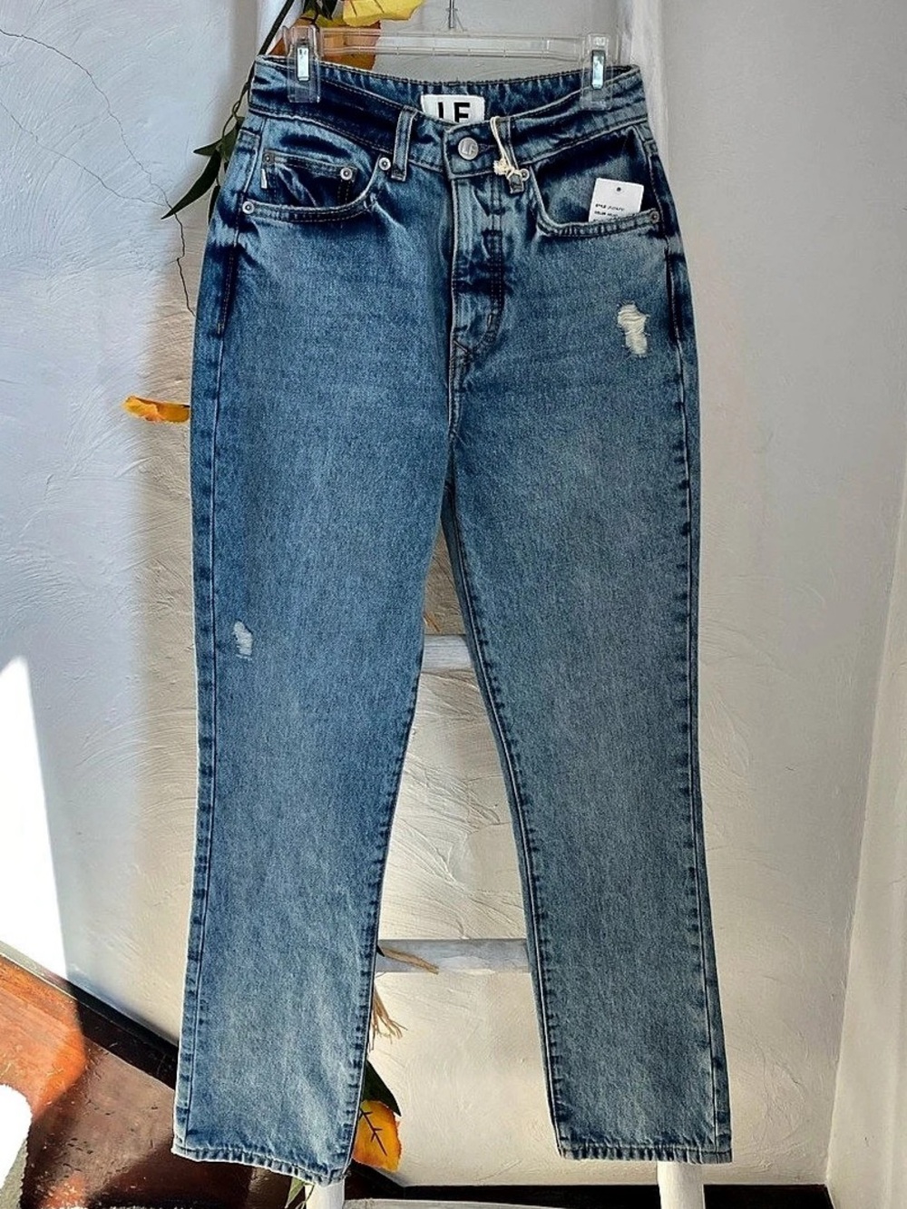 Lovers and Friends Straight Leg Jeans Blue Size 23 NWT